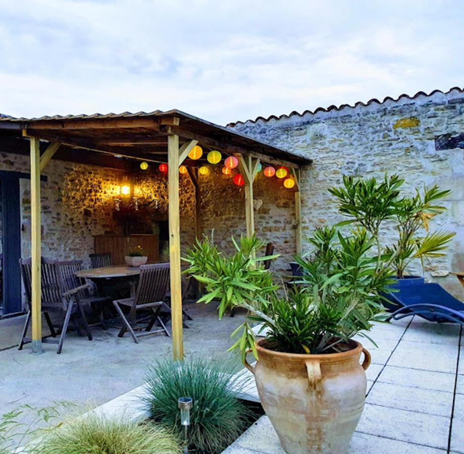 Mas De La Piniere Bed & Breakfast Mauprévoir Exterior foto